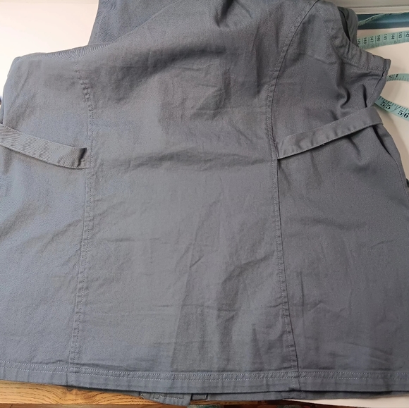 Hooded vest, Maurices size XL, new without tag. - Picture 16 of 17